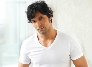 Randeep Hooda undergoes a surgery after complaining of pain Randeep Hooda undergoes a surgery after complaining of pain