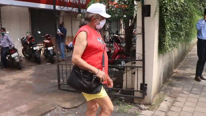 Shakti Kapoor spotted in Juhu Shakti Kapoor spotted in Juhu