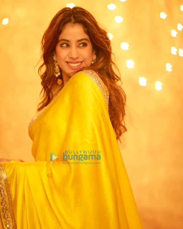 Janhvi Kapoor Photos - Bollywood Hungama