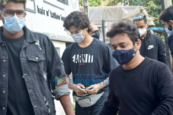 Photos: Ishaan Khatter snapped at Hakim’s Aalim salon in Versova