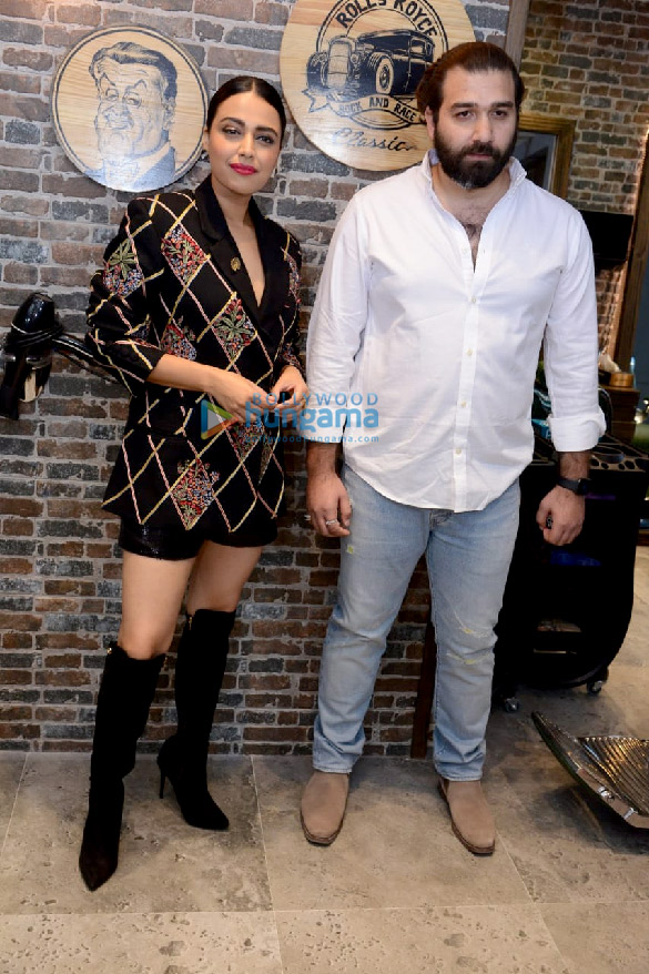 Photos: Swara Bhaskar snapped at inauguration of a salon at Defense Colony in New Delhi