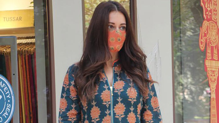 Dia Mirza spotted in Bandra