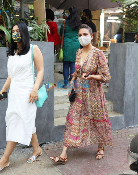 Photos: Lara Dutta spotted at The Kitchen Garden in Juhu
