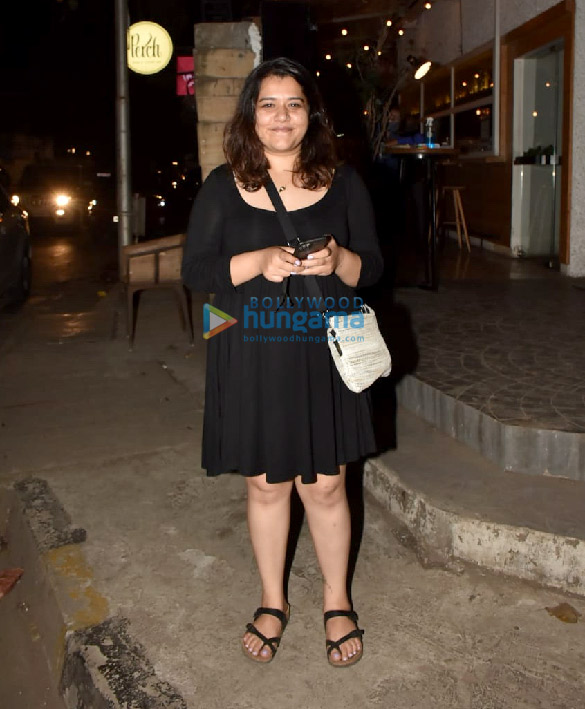 Photos: Shikha Talsania snapped in Khar