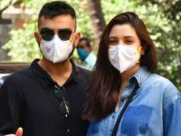 Virat Kohli and Anushka Sharma spotted at Clinic Khar