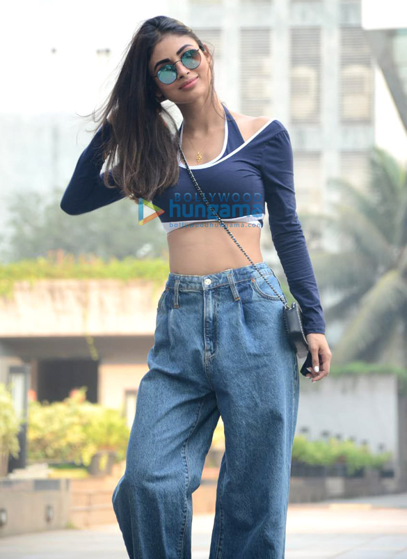 Photos: Mouni Roy spotted at Dharma office in Khar