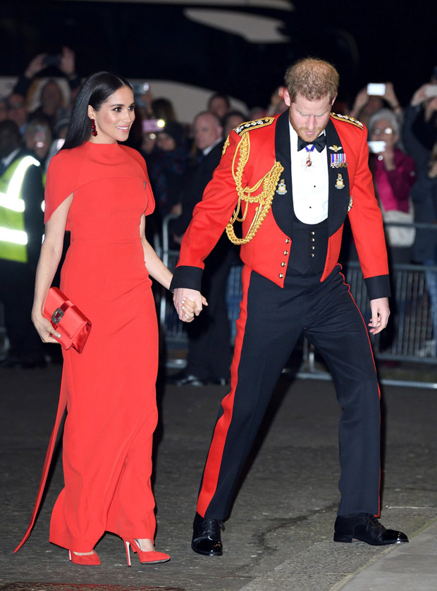 FASHION FACE OFF: Rebel Wilson wears same red cape dress ...