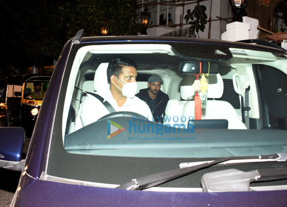 Photos: Hrithik Roshan, Sussanne Khan, Tejas Thackeray and Rashmi Thackeray snapped at Sanjay Khan’s bungalow in Juhu for private dinner