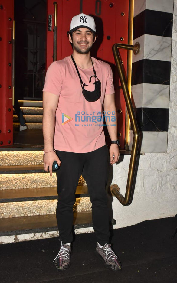 Photos: Karan Deol snapped at Tori restaurant