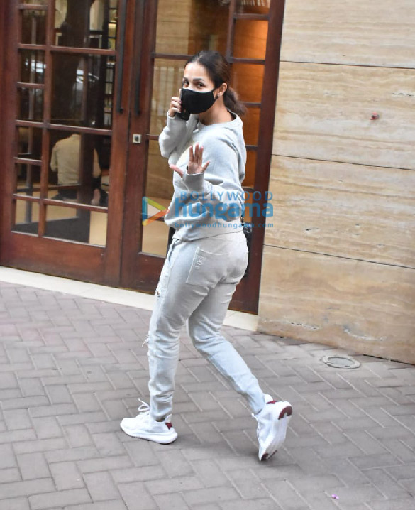 Photos: Malaika Arora spotted in Bandra Photos: Malaika Arora spotted in Bandra