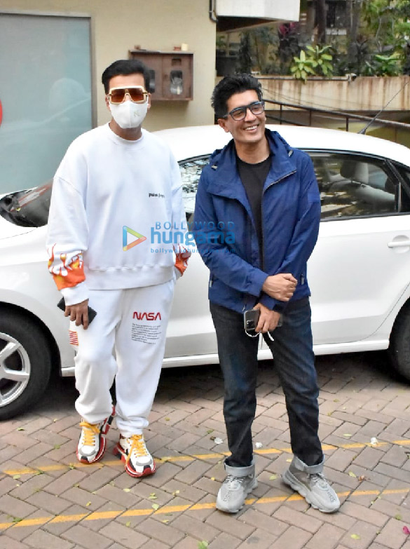 Photos: Malaika Arora, Karan Johar and Manish Malhotra at Kareena Kapoor Khan’s house in Bandra