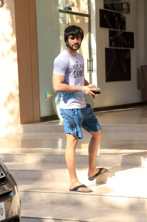Photos: Meezaan Jaffrey snapped in Andheri Photos: Meezaan Jaffrey snapped in Andheri