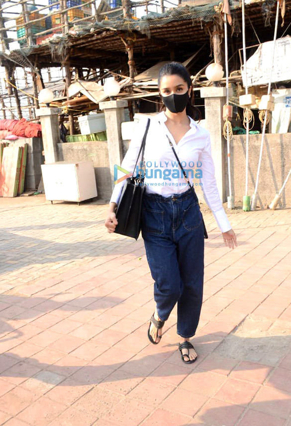 Photos: Shraddha Kapoor snapped at Versova jetty