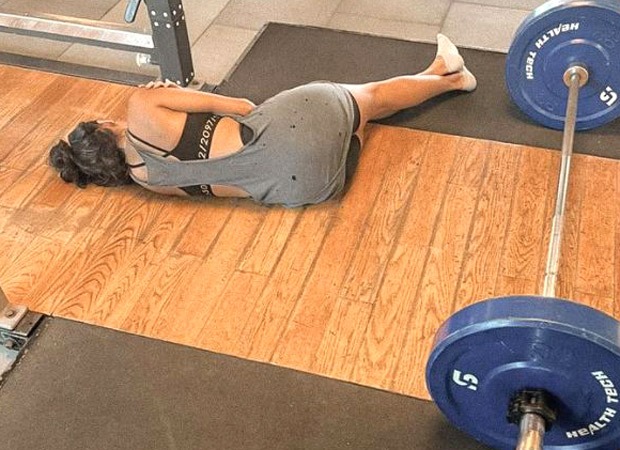 Shibani Dandekar gives a reality check on what goes on in a gym; calls it Gram Hype vs Reality