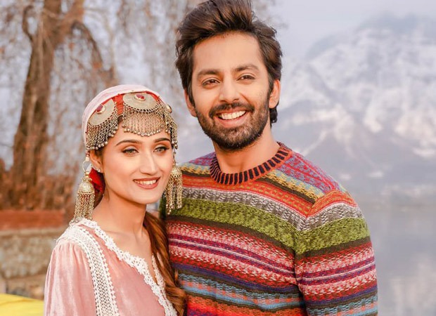 भूषण कुमार और जुबिन नौटियाल हिमांश कोहली, आरुषि निशंक और रोहित सुचांती की विशेषता वाला एक नया दिल बहलाने वाला गीत 'वफ़ा ना रस आये' लाने के लिए