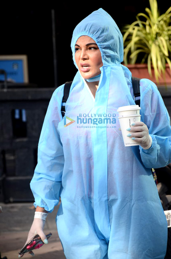 Photos: Rakhi Sawant snapped in Lokhandwala