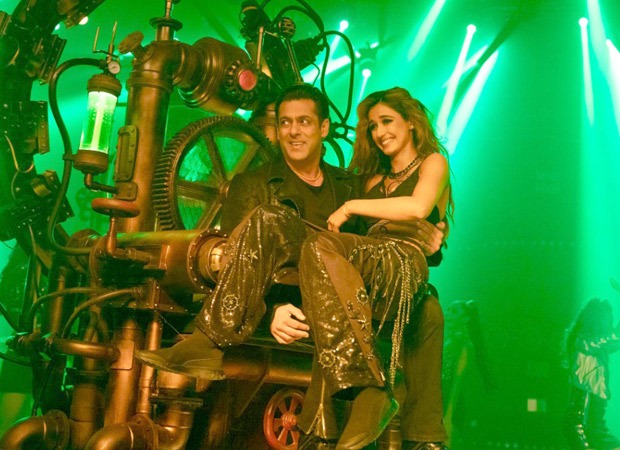 दिशा पटानी को सीता माँ में एक डम्बल की तरह उठाना सलमान खान का विचार था, प्रभा डववा का खुलासा