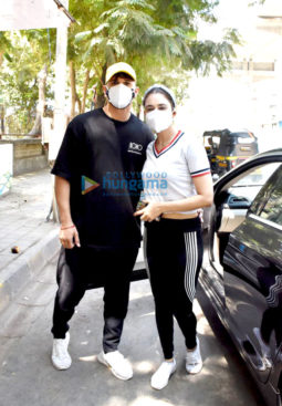 Photos: Prince Narula and Yuvika Chaudhary snapped in Andheri