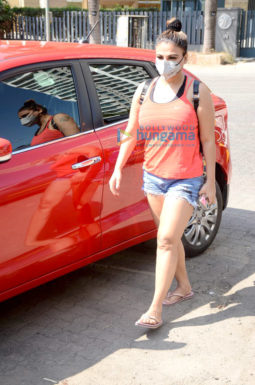 Photos: Rakhi Sawant snapped at a coffee shop in Andheri