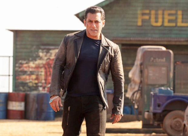 Salman Khan warns those pirating Radhe - Your Most Wanted Bhai: "You will get into a lot of trouble with the cyber cell"