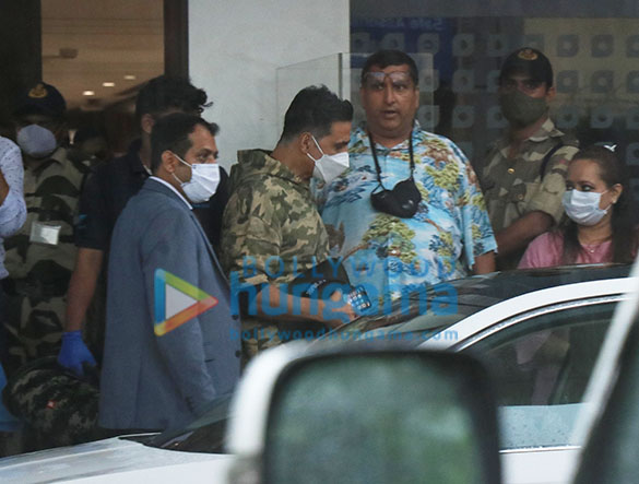 Photos: Akshay Kumar snapped at Kalina Airport