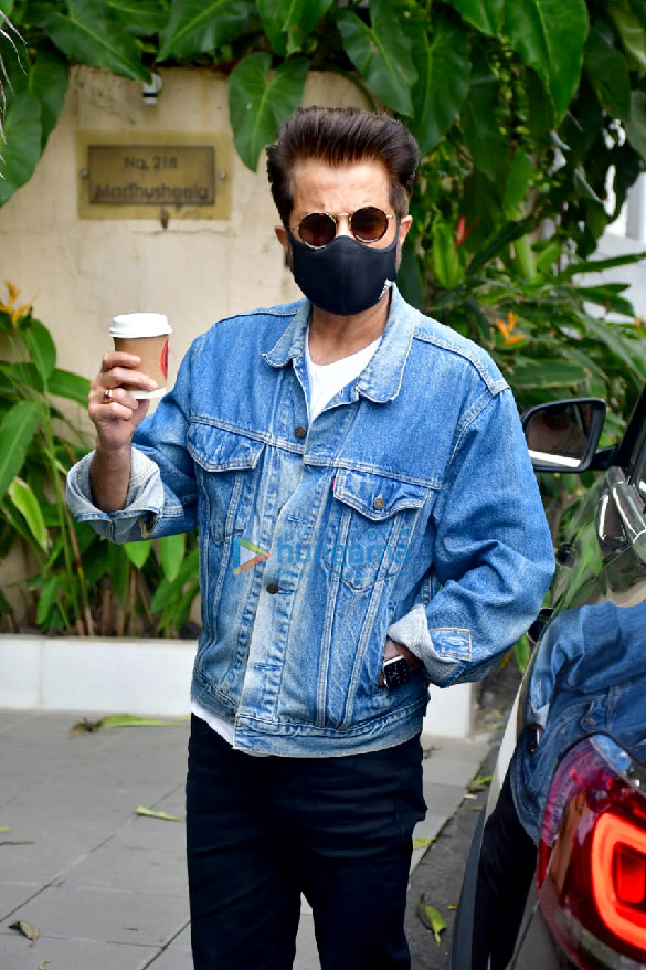 Photos: Anil Kapoor spotted at a clinic in Bandra Photos: Anil Kapoor spotted at a clinic in Bandra