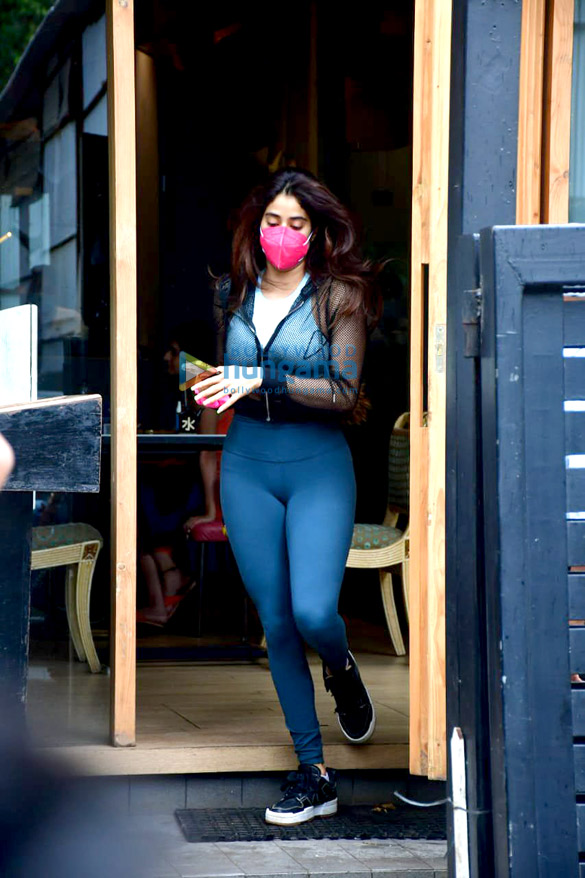 Photos: Janhvi Kapoor spotted at Mizu restaurant in Bandra