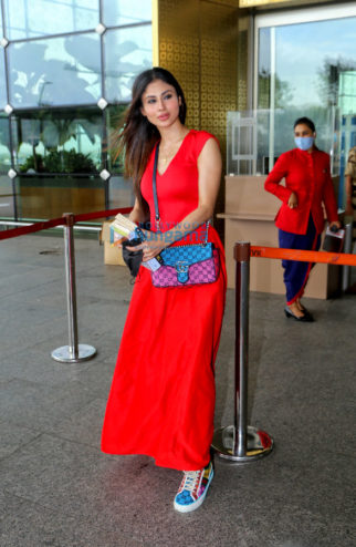 Photos: Mouni Roy, Ameesha Patel, Hansika Motwani and others snapped at the airport