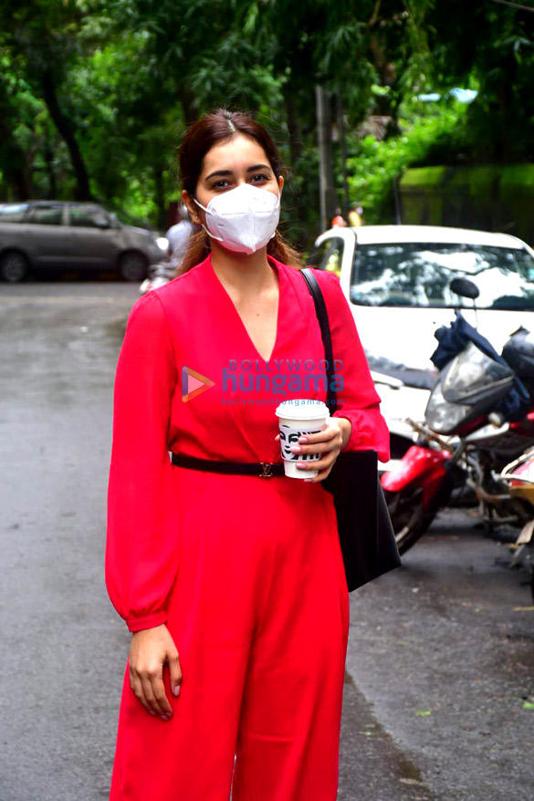 Photos: Rashi Khanna spotted at the salon