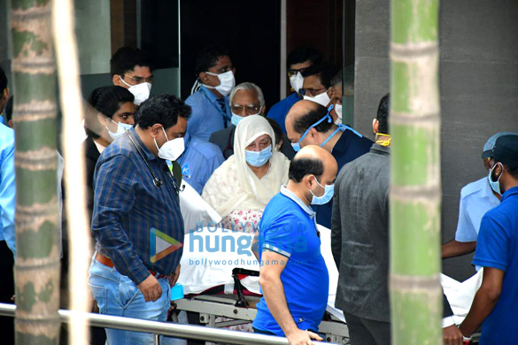 Photos: Saira Banu snapped as Dilip Kumar’s body being taken home for last rites