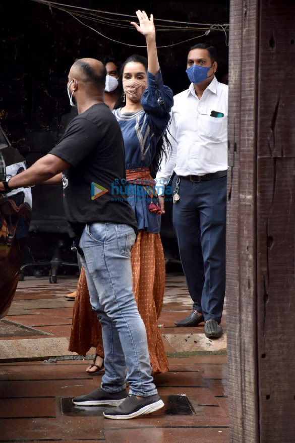 Photos: Shraddha Kapoor snapped at Nikhil Dwivedi’s office in Juhu