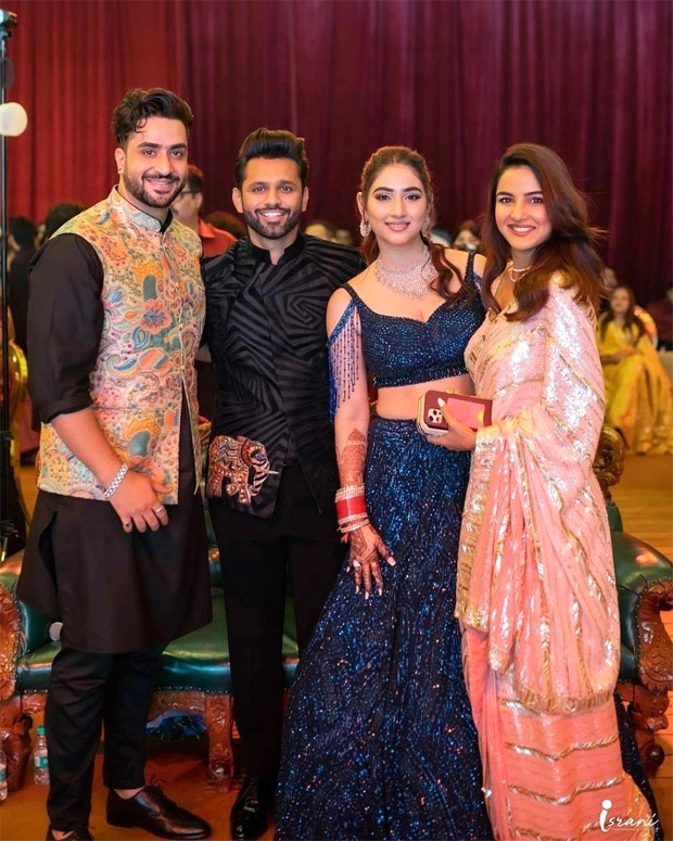 Interior photos and videos: newlyweds Rahul Vaidya-Disha Parmar captivated by the dance performances;  Aly Goni, Jasmin Bhasin among others enjoy an after-party 