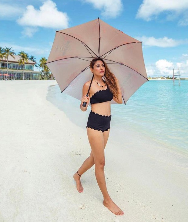 Surbhi-Chandna-sets-internet-soaring-in-black-bikini-set-as-enjoys-her-Maldives-vacation-2.jpeg