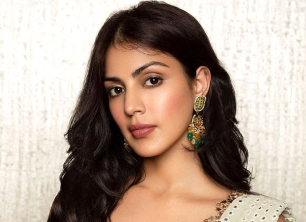 Rhea Chakraborty was offered over Rs. 35 lakh a week to be a part of Bigg Boss 15 thumbnail