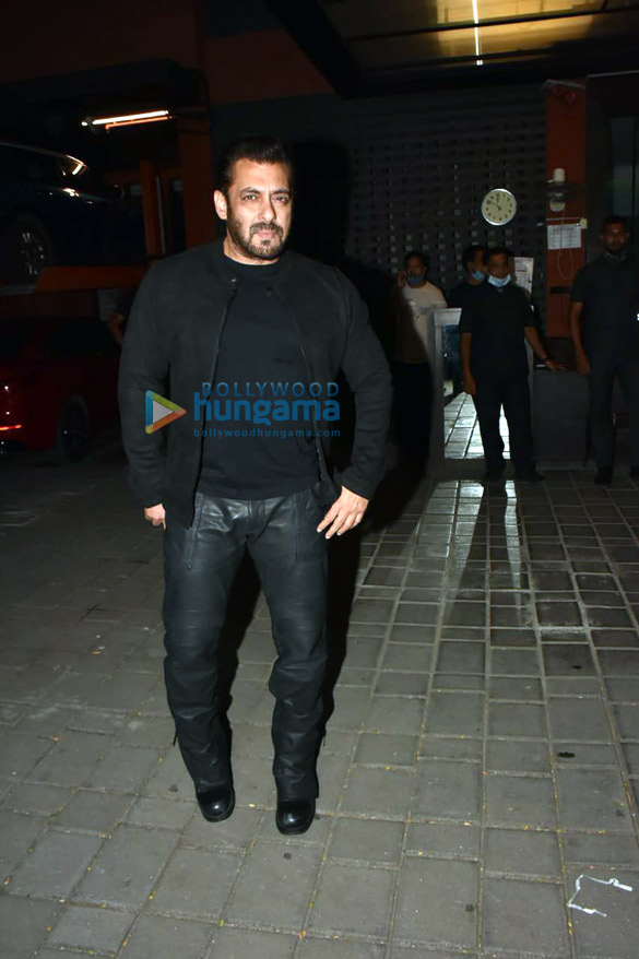 Photos: Celebs snapped at Aayush Sharma’s birthday bash Photos: Celebs snapped at Aayush Sharma’s birthday bash