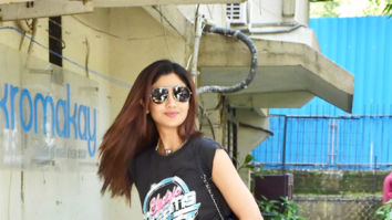 Photos: Shilpa Shetty snapped at Kromakay salon in Juhu