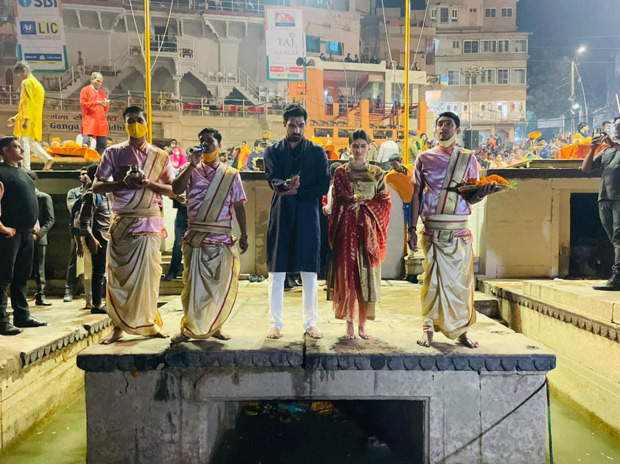 Ahan Shetty and Tara Sutaria visit Varanasi to do Ganga Aarti and seek blessings for their film Tadap, see photos