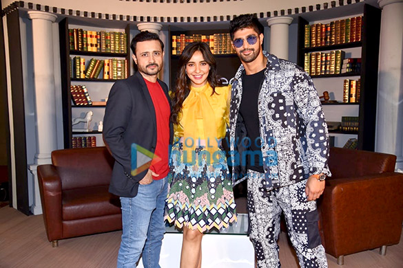 Photos: Neha Sharma, Akshay Oberoi, Parul Gulati, Satyadeep Misra and Tanuj Virwani promote the show Illegal season 2 | Parties & Events – Bollywood Hungama