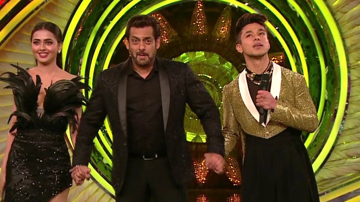 Tejasswi Prakash Crowned As The Winner Of Bigg Boss 15 Salman Khan Grand Finale Images 6741