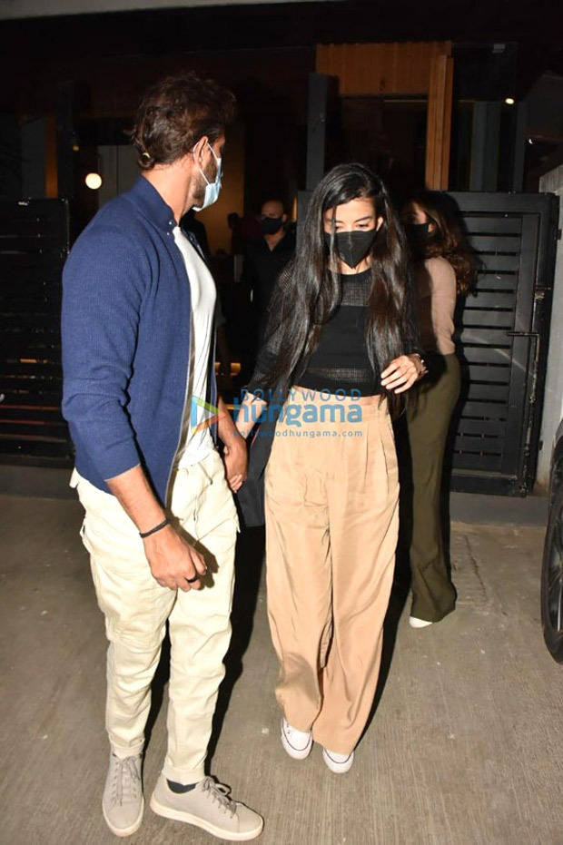 SCOOP: Romance is in the air – Hrithik Roshan and Saba Azad are the new love birds in Bollywood