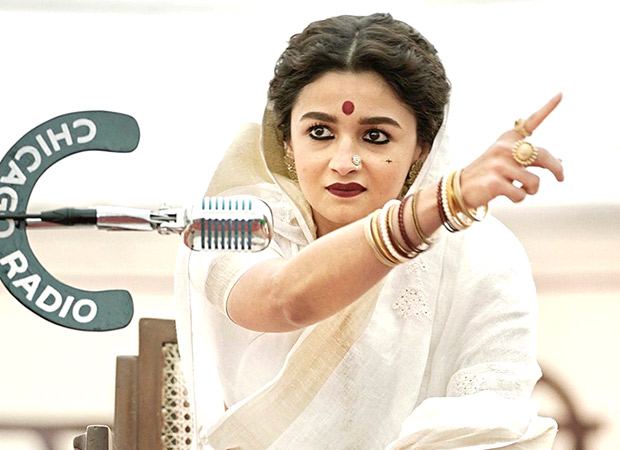 Gangubai Kathiawadi Day 4 Occupancy: Alia Bhatt starrer passes the crucial Monday test; women dance to the garba track in cinemas Gangubai Kathiawadi Day 4 Occupancy: Alia Bhatt starrer passes the crucial Monday test; women dance to the garba track in cinemas