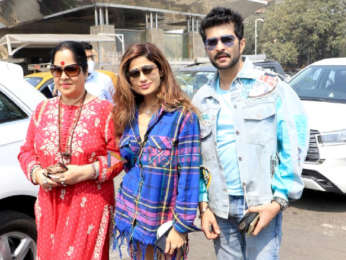 Photos: Shilpa Shetty spotted at Gateway with her family