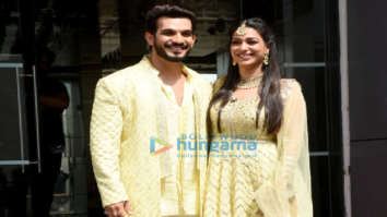 Photos: Arjun Bijlani, Neha Swami, and others snapped on the sets of Smart Jodi