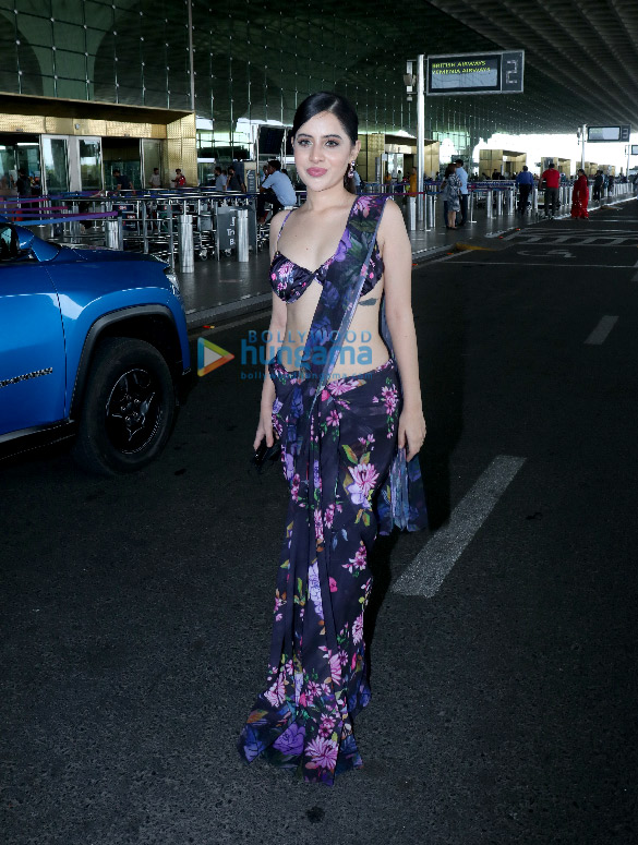 Photos Urfi Javed snapped at the airport (5)