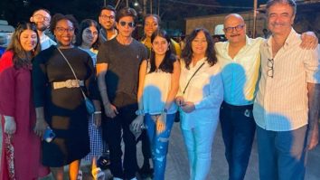 Shah Rukh Khan’s picture from the sets of Dunki goes viral; superstar’s look reminds fans of  his Veer Zaara and Swades days