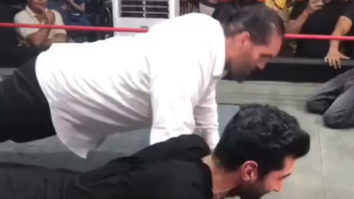 Push-ups ki jungg: Aditya Roy Kapur Vs the great Khali at CWE wrestling academy, Jalandhar Part 1