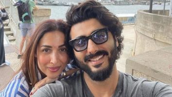 Malaika Arora and Arjun Kapoor in Paris: Couple paints the town red with touristy photos around the Eiffel Tower