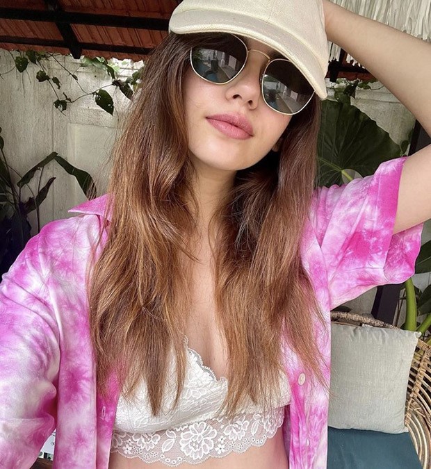 Sanjana Sanghi shares sun-lit pictures in pink tie dye top and bralette while vacationing in Goa
