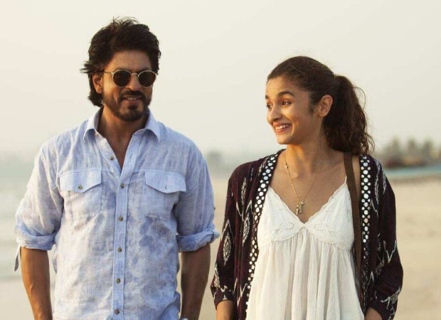 Shah Rukh Khan praises Alia Bhatt for Darlings: 'You are the soul and sunshine of all things'