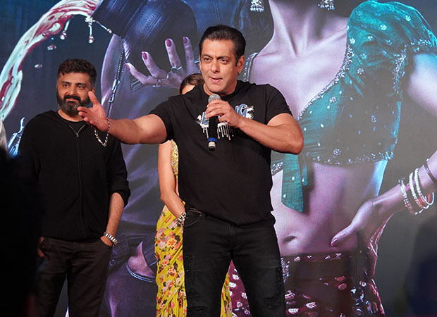 Whoa!  Salman Khan announces the continuation of No Entry to Bhaijaan at the Vikrant Rona event